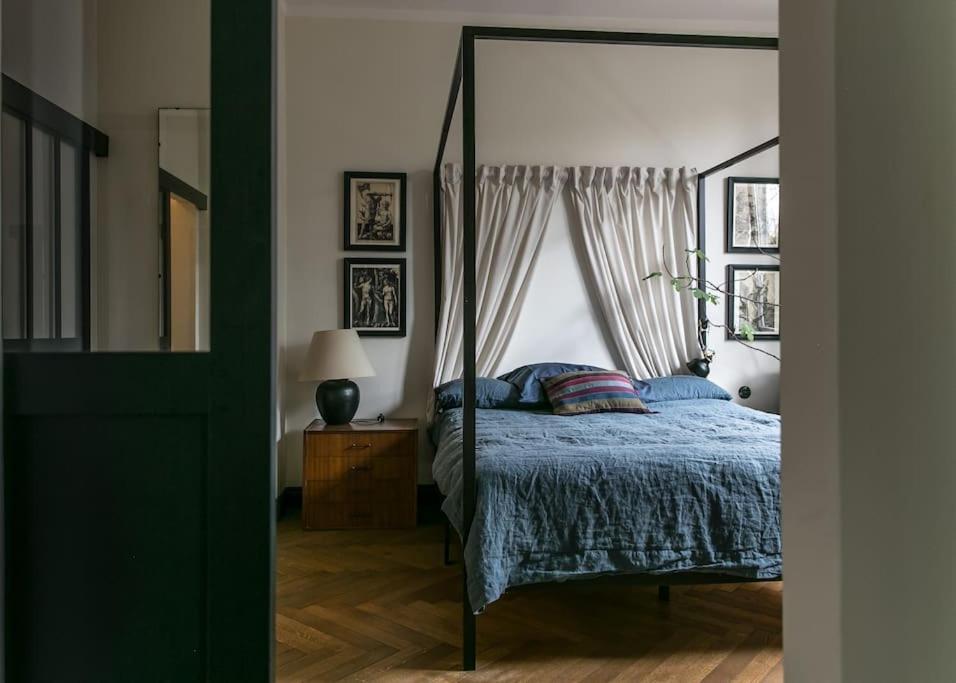 Dark Blue Apartment Βαρσοβία Εξωτερικό φωτογραφία
