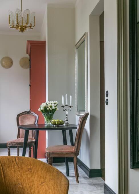 Dark Blue Apartment Βαρσοβία Εξωτερικό φωτογραφία